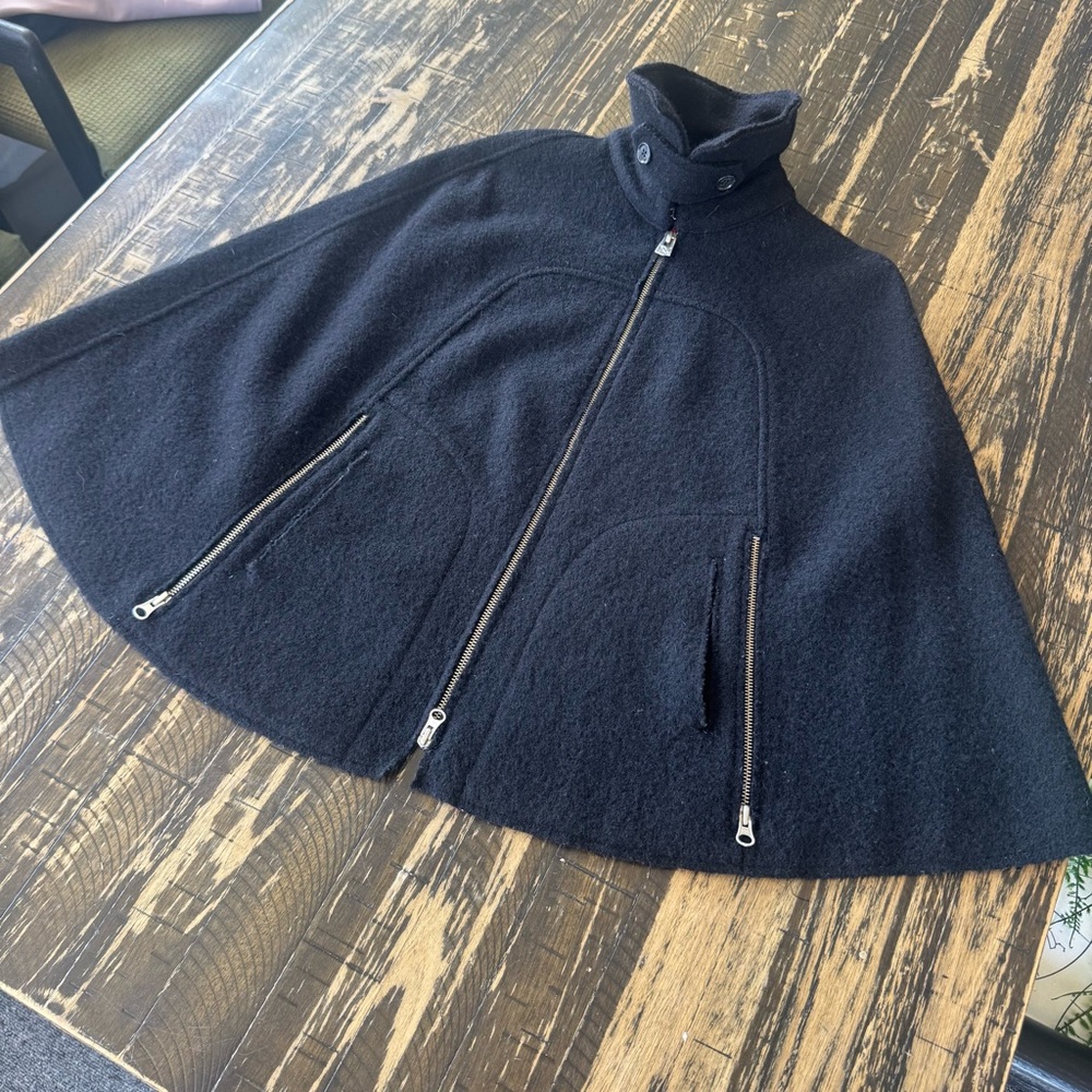 💫 Armani Exchange Wool Cape Jacket – Size S